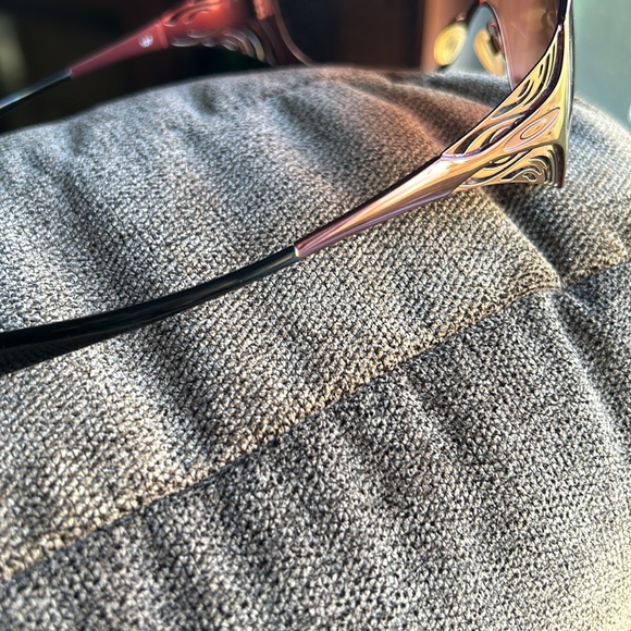 Oakley purple metallic sunglasses - Picture 2 of 5